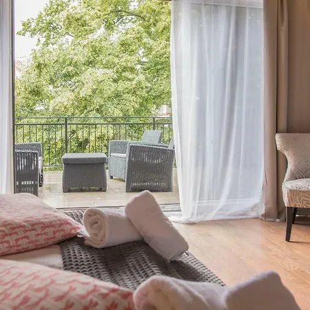 Apartament Na Fali *